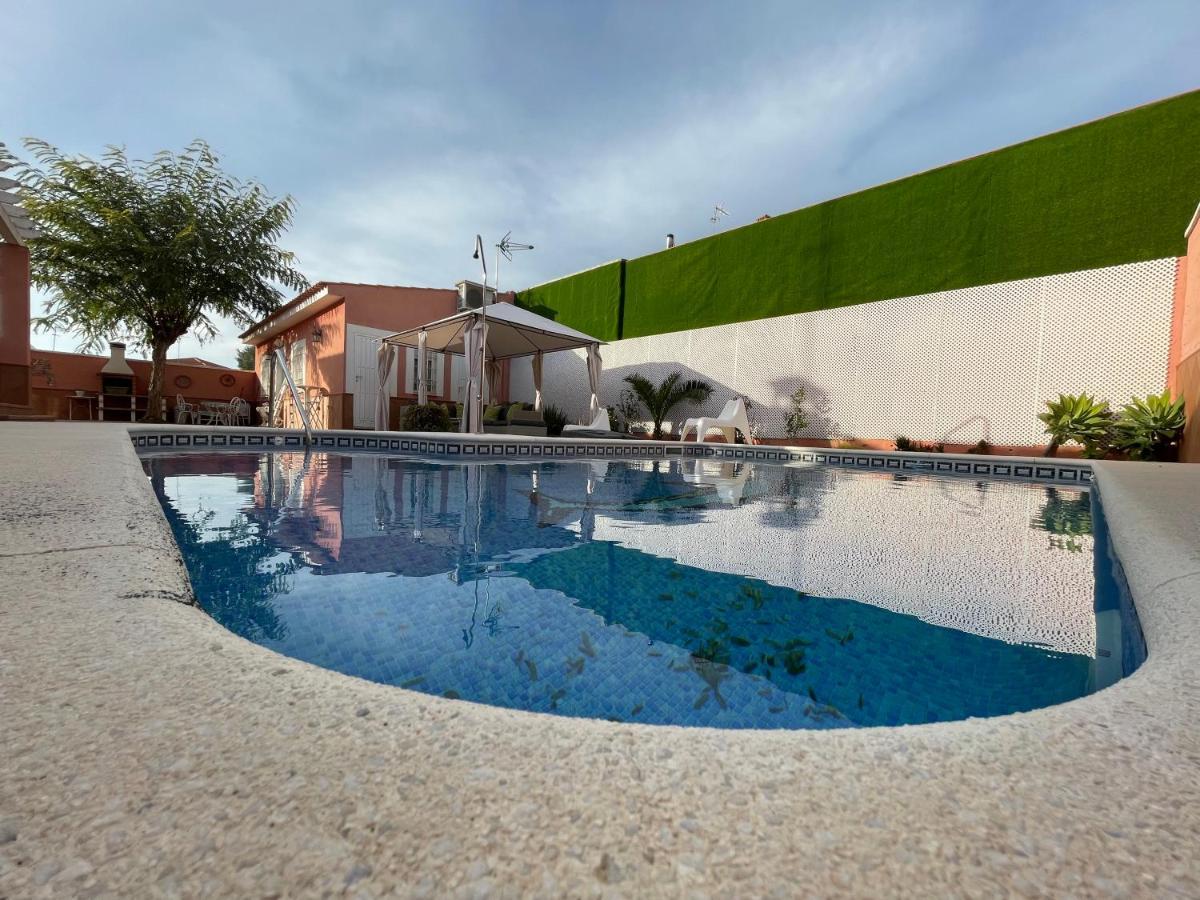 Villa Triana Sevilha Exterior foto