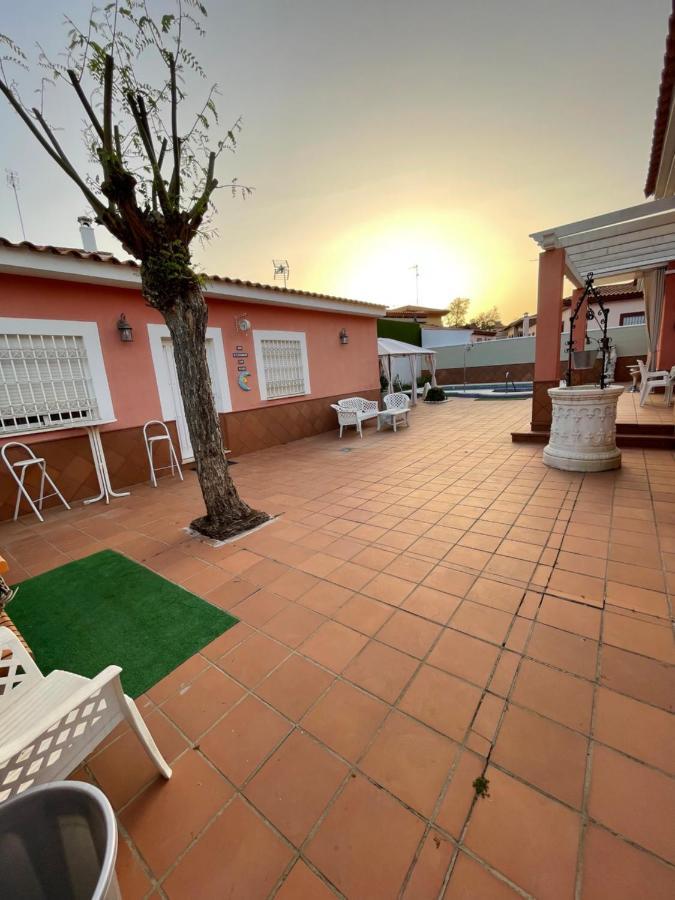 Villa Triana Sevilha Exterior foto