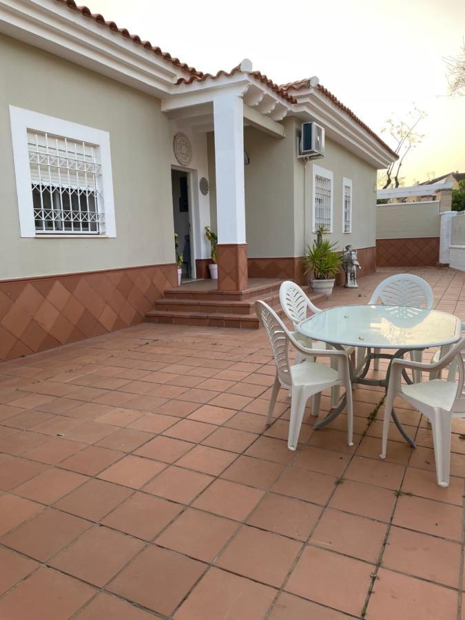 Villa Triana Sevilha Exterior foto